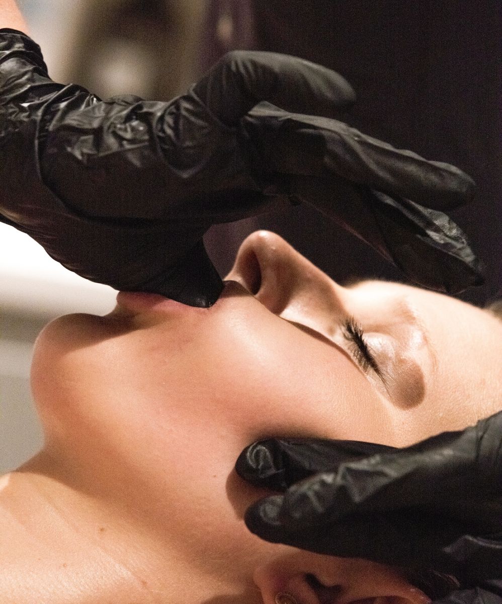 Buccal Massage + Face Sculpting | 60 Mins