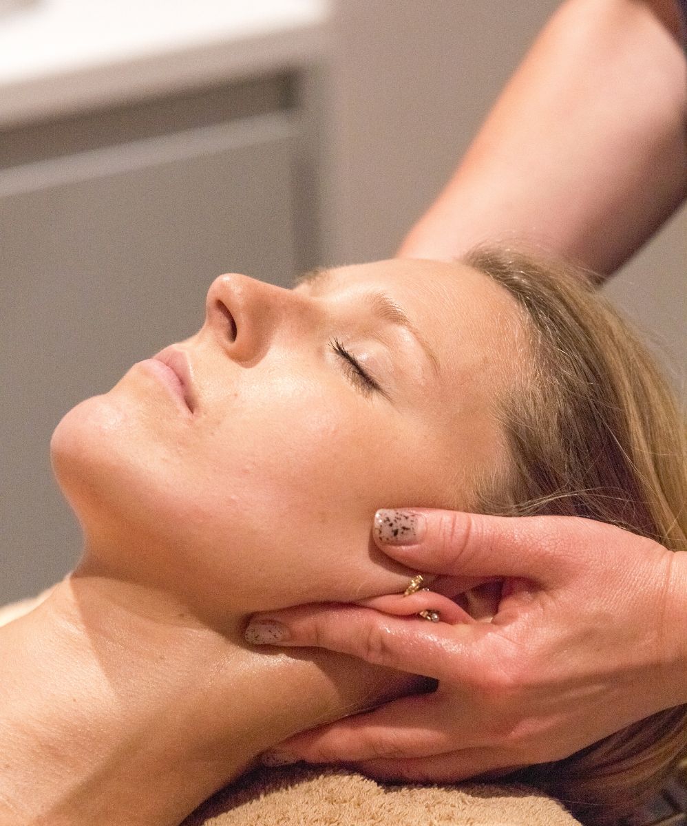 Facial Sculpting Massage | 60 Min